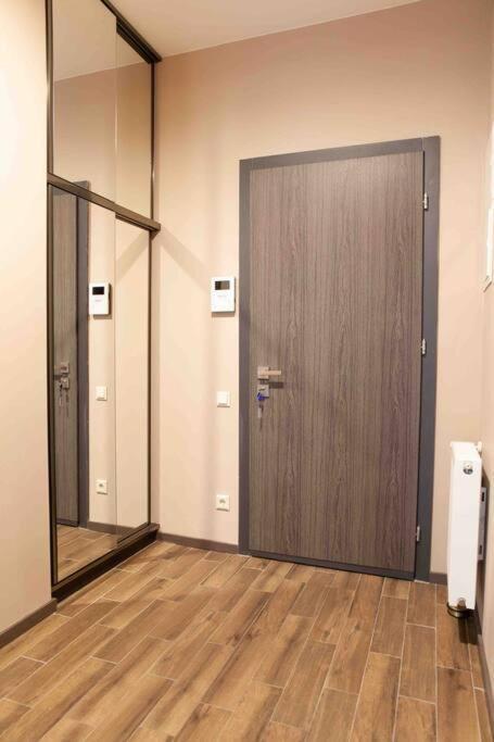 Gg Home - Cozy 1 Bedroom Apartment On Kazbegi Avenue 15 Tbiliszi Kültér fotó