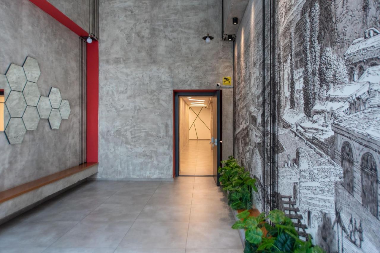 Gg Home - Cozy 1 Bedroom Apartment On Kazbegi Avenue 15 Tbiliszi Kültér fotó