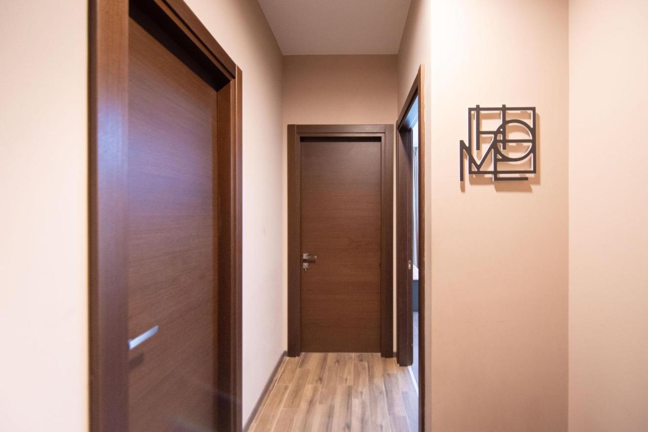 Gg Home - Cozy 1 Bedroom Apartment On Kazbegi Avenue 15 Tbiliszi Kültér fotó
