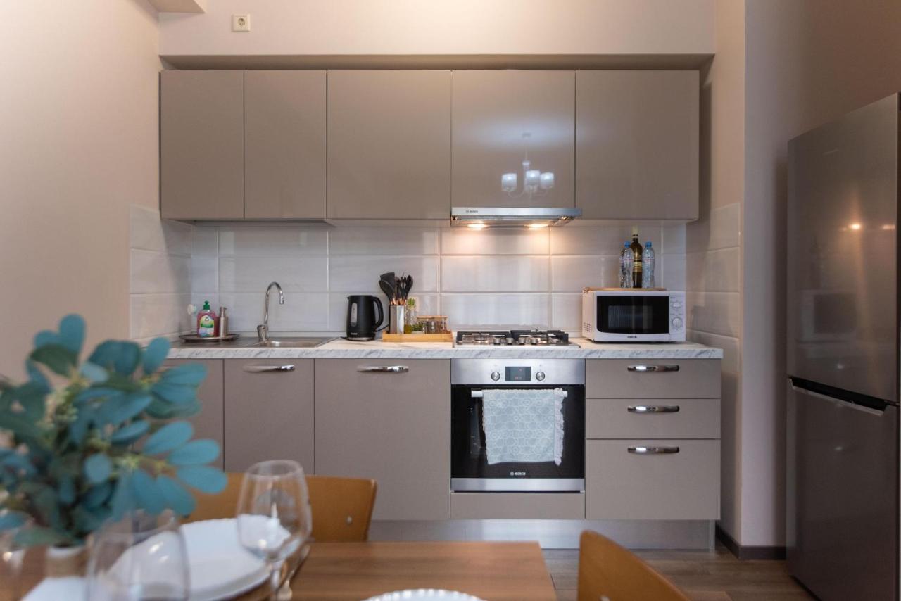 Gg Home - Cozy 1 Bedroom Apartment On Kazbegi Avenue 15 Tbiliszi Kültér fotó